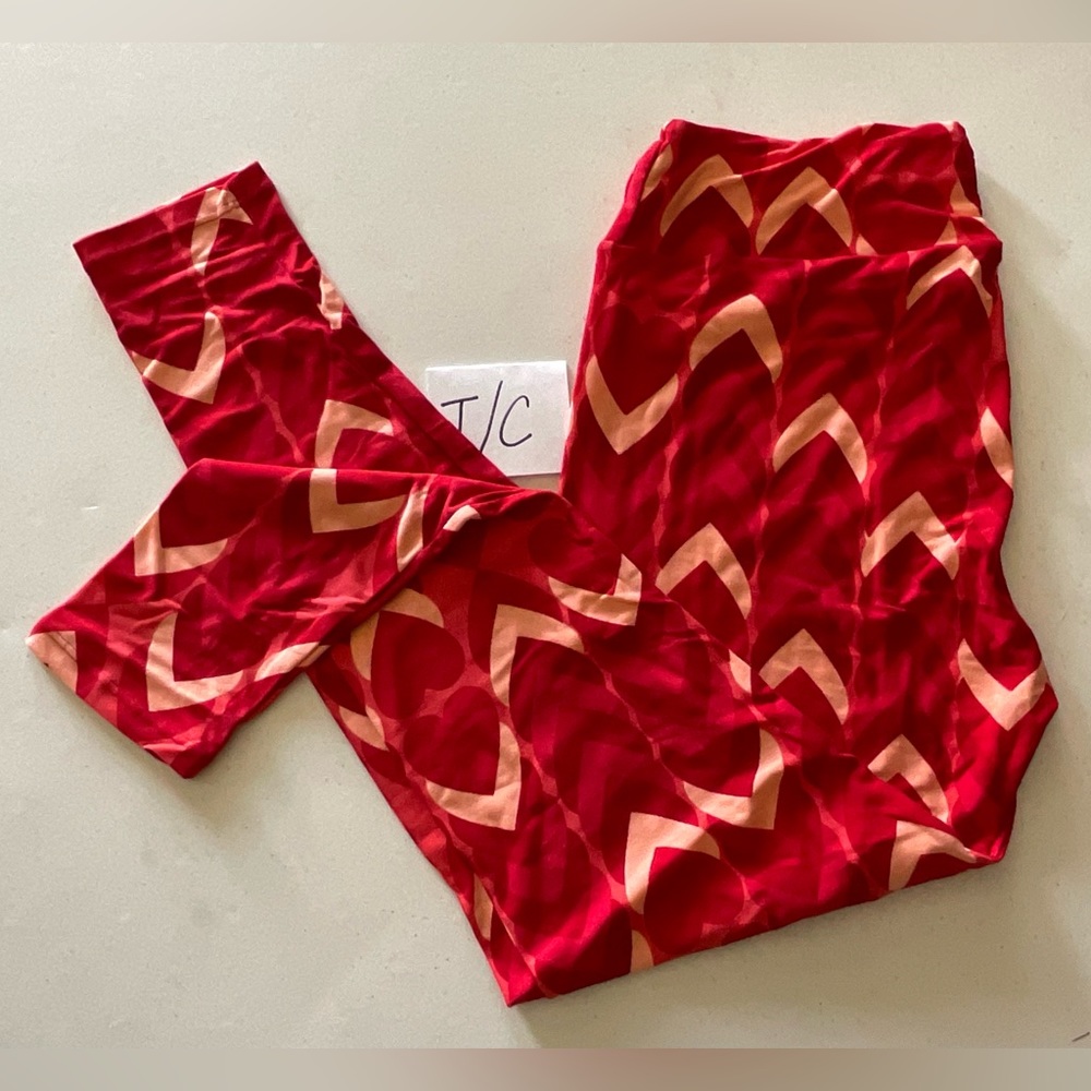 COPY - ❤️LuLaRoe Holiday Collection T/C Leggings